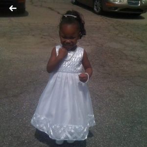 Meet your Posher, Janiya